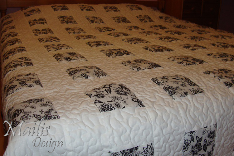 Patchwork quilt, king size, black & white, Mailis Design