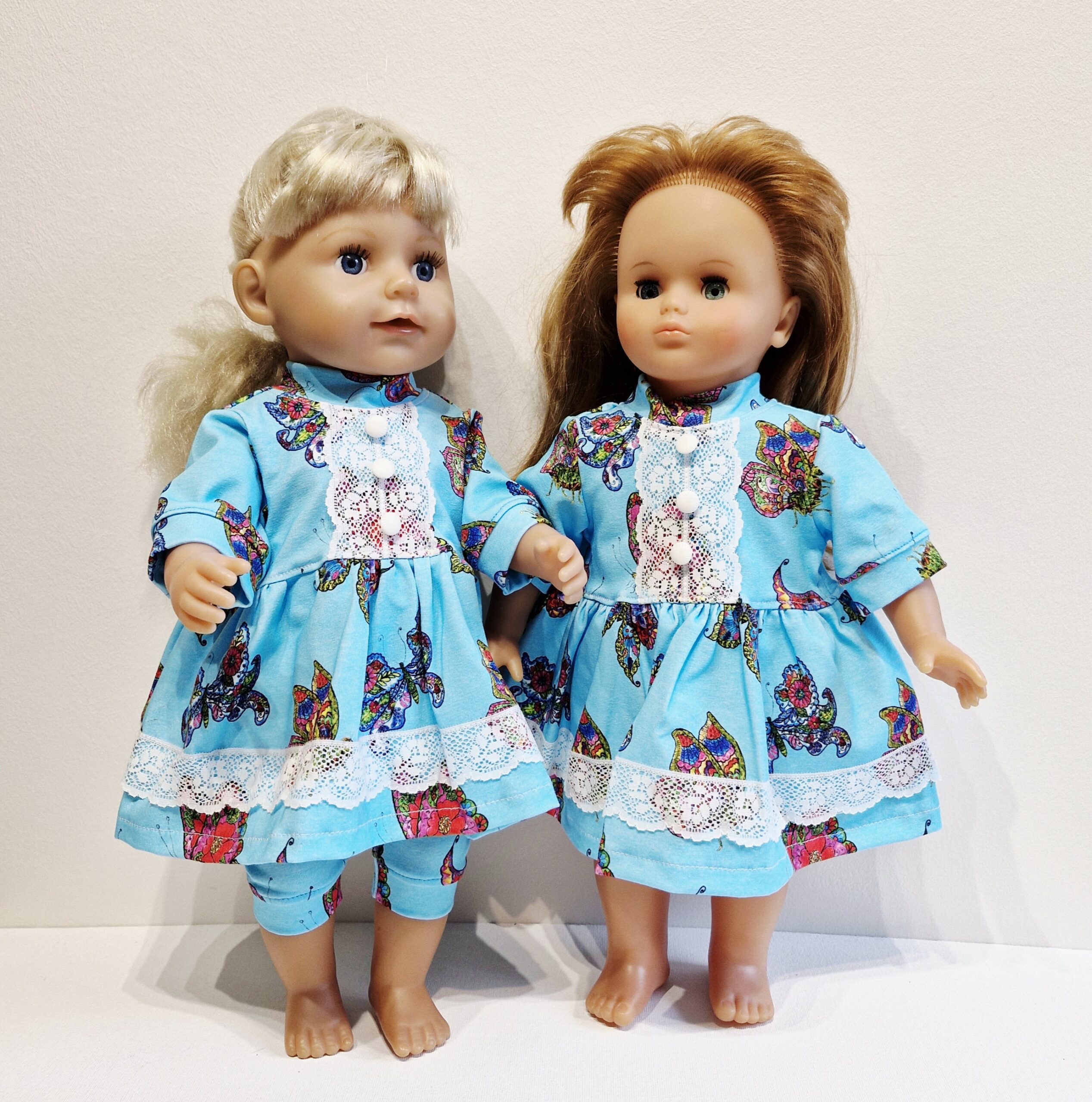 Doll clothes for 43–48 cm dolls: dress and leggings