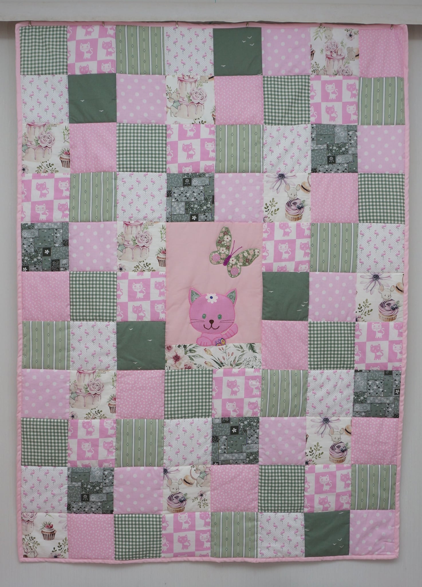 Children's patchwork quilt Pink Kitty (150 x 110 cm), baby pink-grey